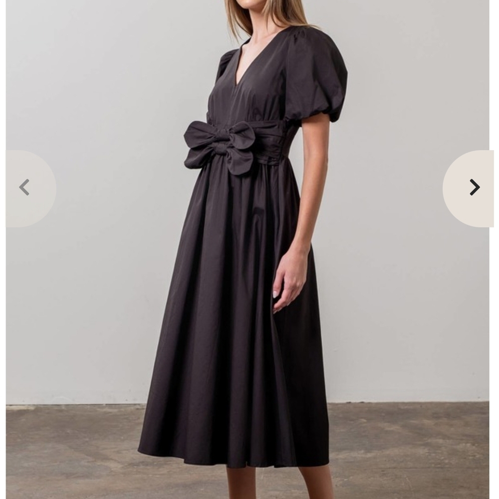 Moon River Front Bow Detail  Puff Sleeve Cotton Midi Dress 2️⃣